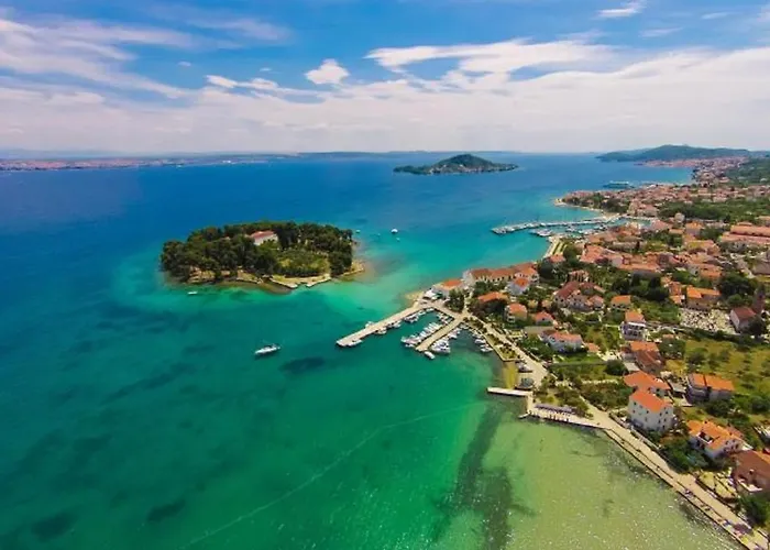Mediterranean With Pool, Beach, Panoramic View - By Traveler Tourist Agency Krk - Id 2509 Villa