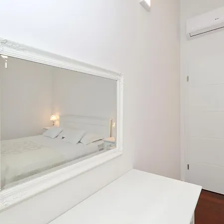 Mediterranean With Pool, Beach, Panoramic View - By Traveler Tourist Agency Krk - Id 2509 *