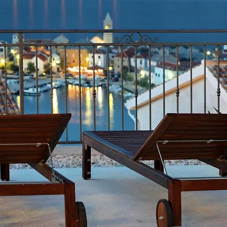 Mediterranean With Pool, Beach, Panoramic View - By Traveler Tourist Agency Krk - Id 2509